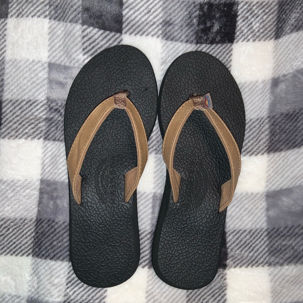 The brand: Rainbow Flip Flops